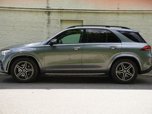 Used 2020 Mercedes-Benz GLE 580 4MATIC image 3