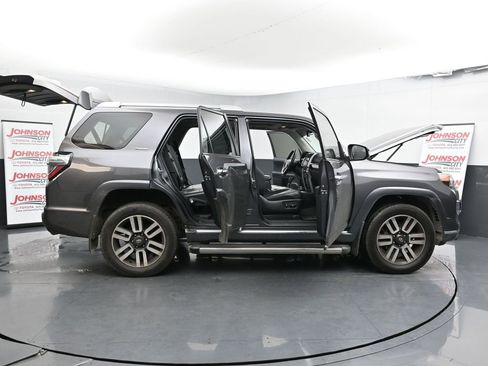 Used 2019 Toyota 4Runner Limited image 27
