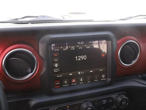 Used 2021 Jeep Gladiator Rubicon image 16