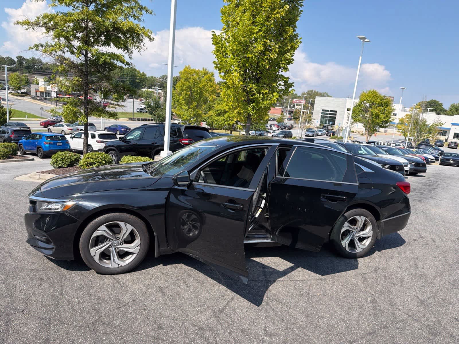 Used 2018 Honda Accord EX image 18