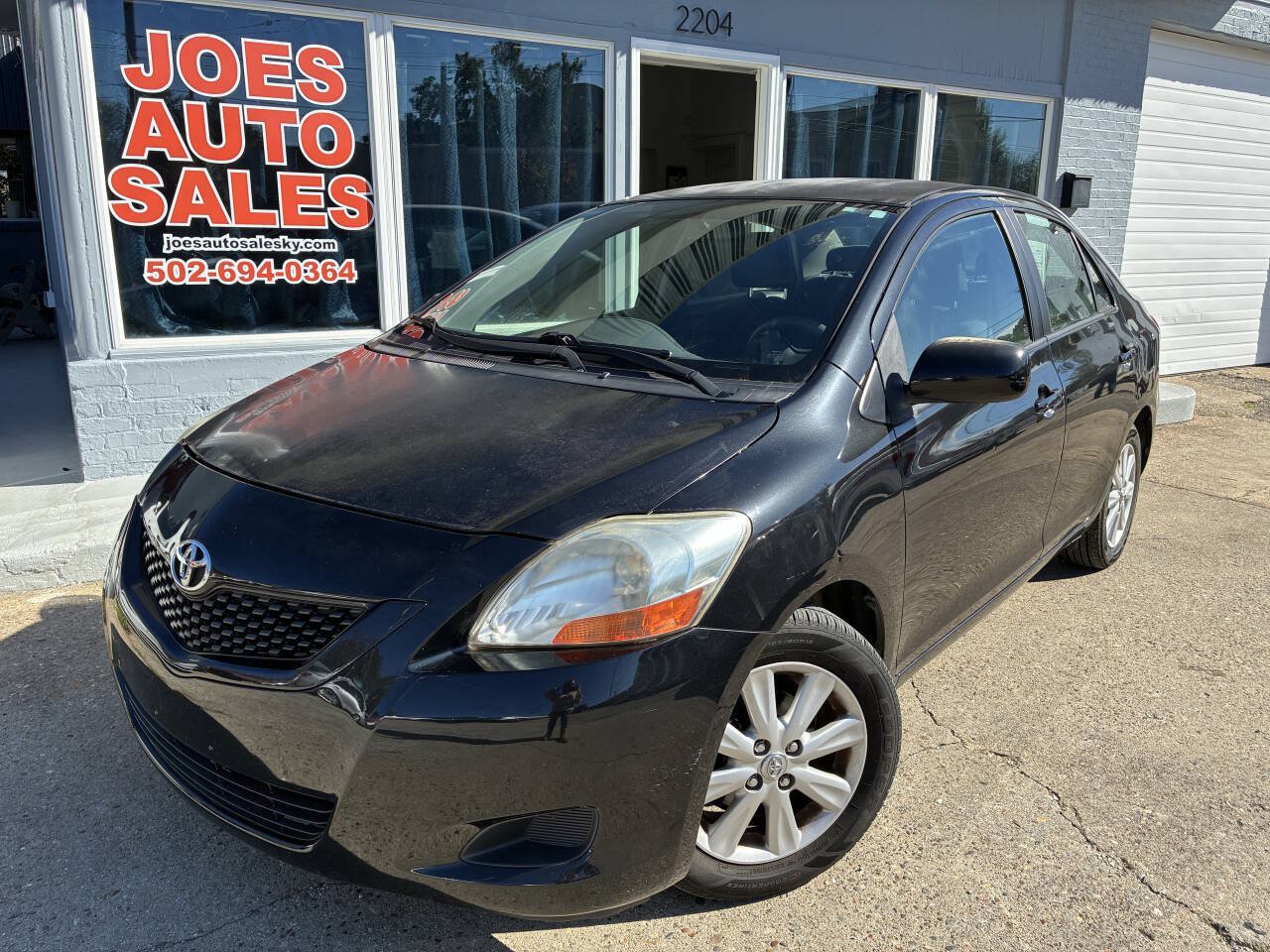 Used 2009 Toyota Yaris Sedan FWD image 2