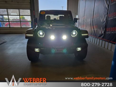Used 2020 Jeep Gladiator Rubicon AWD/4WD image 20