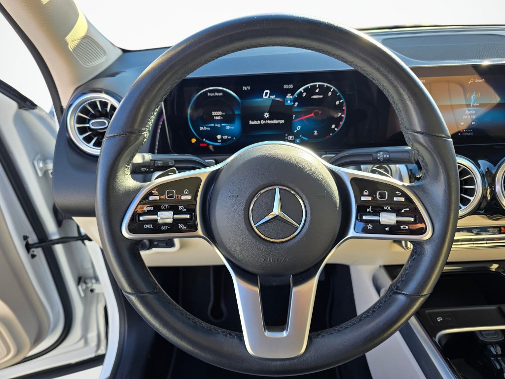 Used 2023 Mercedes-Benz GLB 250 w/ Premium Package image 14
