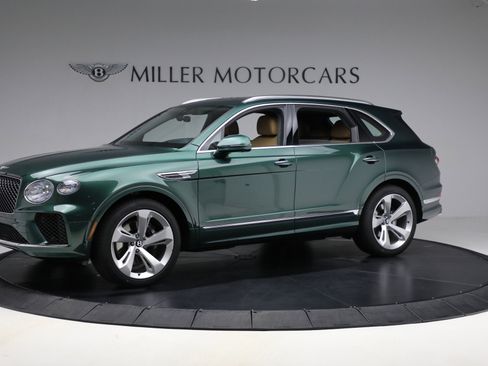 New 2025 Bentley Bentayga image 2