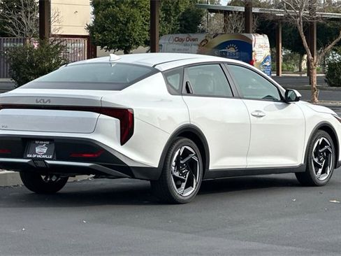 New 2026 Kia K4 EX image 5