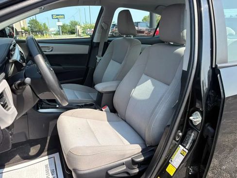 Used 2016 Toyota Corolla LE FWD image 19