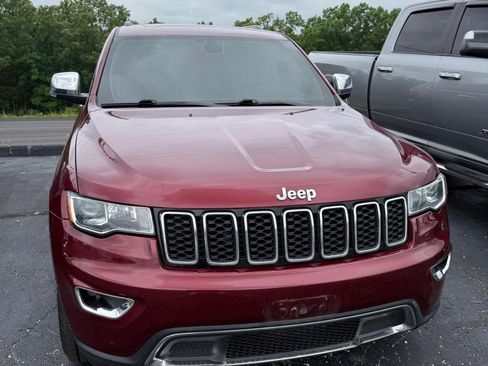 Used 2018 Jeep Grand Cherokee Limited RWD image 3