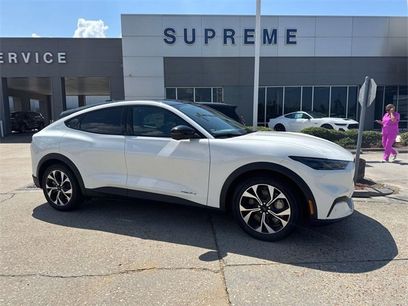 New 2025 Ford Mustang Mach-E Select w/ Comfort Package Lite