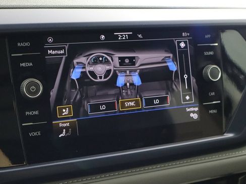 Used 2024 Volkswagen Taos SE FWD image 32