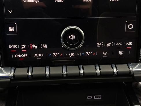 New 2026 GMC Yukon XL Elevation w/ Elevation Premium Package AWD/4WD image 32