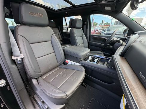 New 2026 Chevrolet Tahoe High Country AWD/4WD image 27