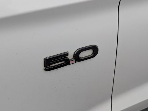 Used 2016 Ford Mustang GT image 5