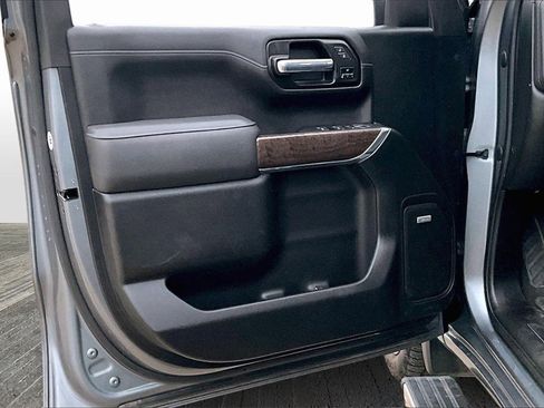 Used 2021 GMC Sierra 1500 Denali w/ Denali Ultimate Package image 18