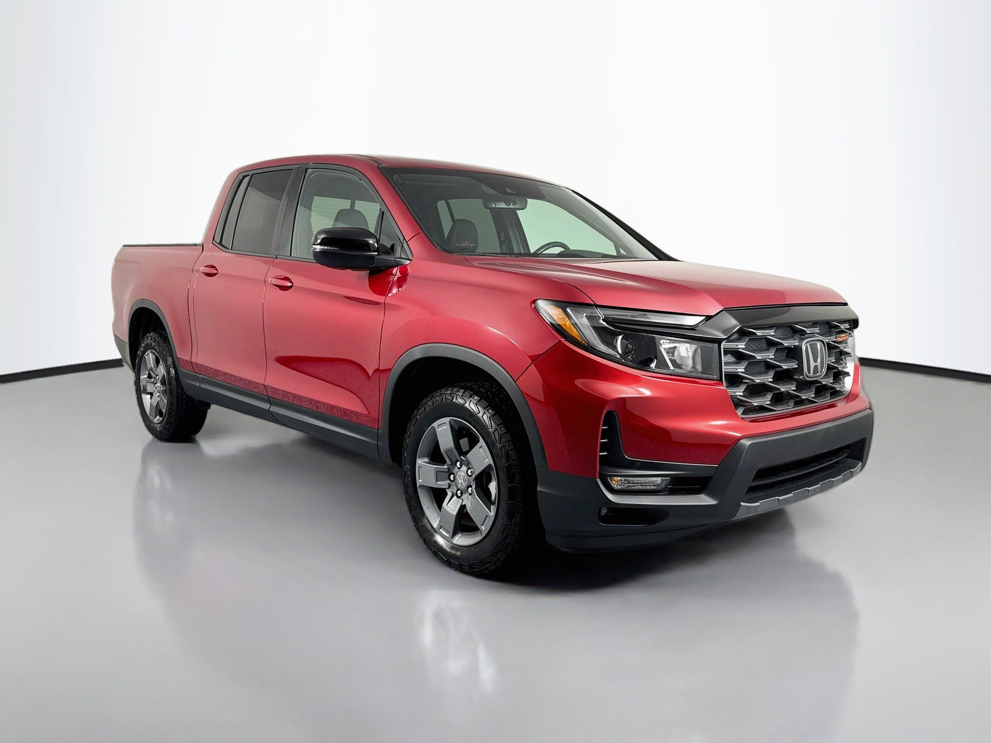 Certified 2024 Honda Ridgeline TrailSport image 3