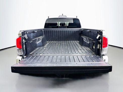 Used 2023 Toyota Tacoma TRD Off-Road w/ Technology Package AWD/4WD image 26
