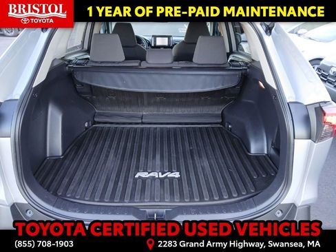 Certified 2021 Toyota RAV4 XLE image 32