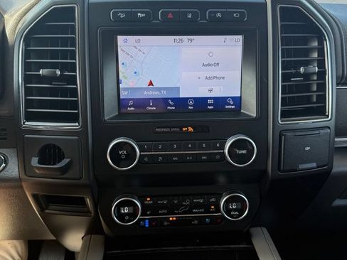 Used 2020 Ford Expedition Limited w/ Equipment Group 302A AWD/4WD image 14