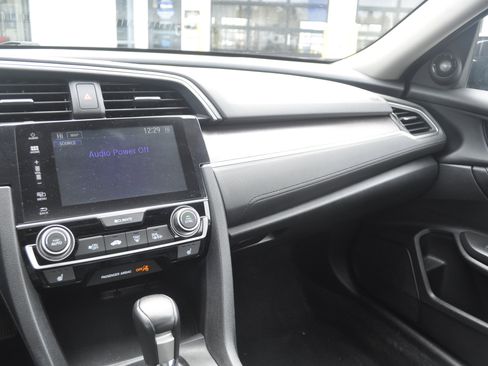 Used 2017 Honda Civic Touring image 23