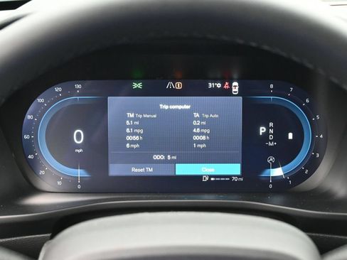 Used 2025 Volvo XC40 B5 Ultra w/ Climate Package AWD/4WD image 13