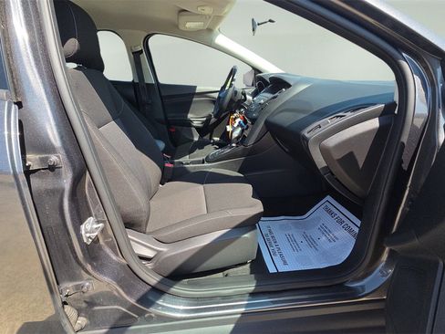 Used 2018 Ford Focus SE image 13