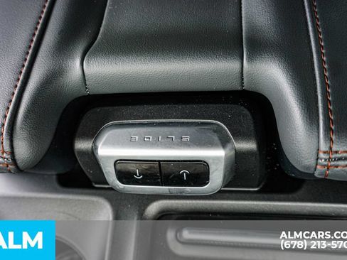 Used 2025 Ford Expedition Active AWD/4WD image 48