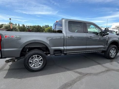New 2026 Ford F250 Lariat w/ FX4 Off-Road Package AWD/4WD image 3