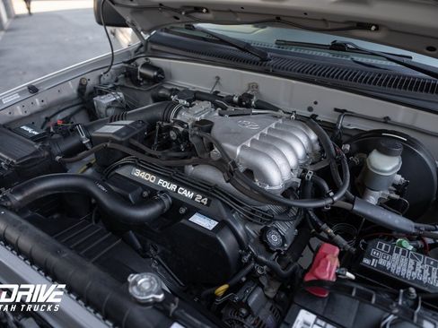 Used 2004 Toyota Tacoma 4x4 Xtracab V6 image 20