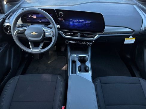 New 2026 Chevrolet Equinox EV LT w/ LPO, Blackout Package image 13