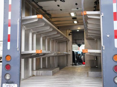 Used 2021 Ford Transit 350 DRW RWD image 13