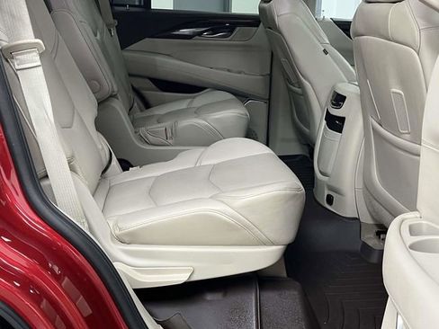 Used 2015 Cadillac Escalade Premium AWD/4WD image 29