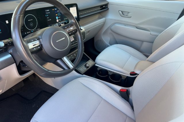 Certified 2024 Hyundai Kona SEL FWD image 12
