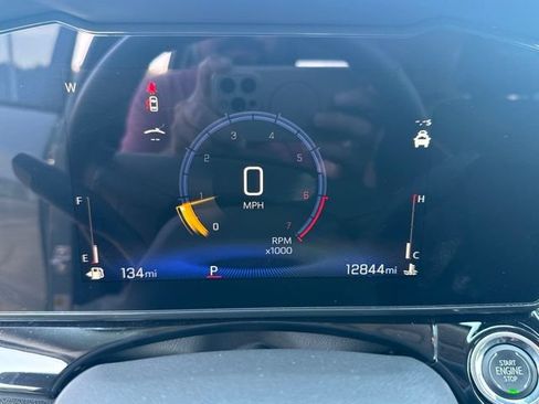 Used 2025 Chevrolet Trax ACTIV w/ Driver Confidence Package FWD image 7