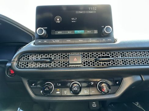 Certified 2023 Honda HR-V Sport image 27