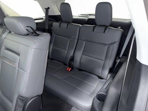 New 2026 Ford Explorer Active w/ Active Comfort Package image 35