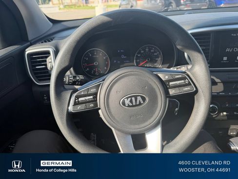 Used 2021 Kia Sportage LX AWD/4WD image 17