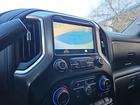 Used 2019 Chevrolet Silverado 1500 RST image 28