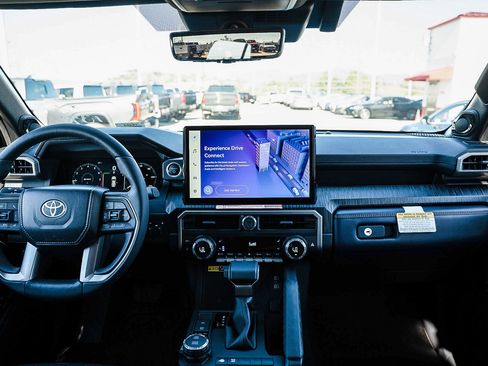 New 2025 Toyota 4Runner 4WD image 15