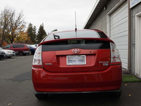 Used 2009 Toyota Prius Touring FWD image 14