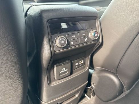 Used 2023 GMC Acadia Denali w/ Denali Ultimate Package image 16