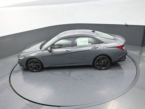 New 2026 Hyundai Elantra SEL Sport Premium FWD image 25