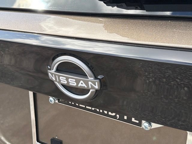 Used 2025 Nissan Kicks SV FWD image 13