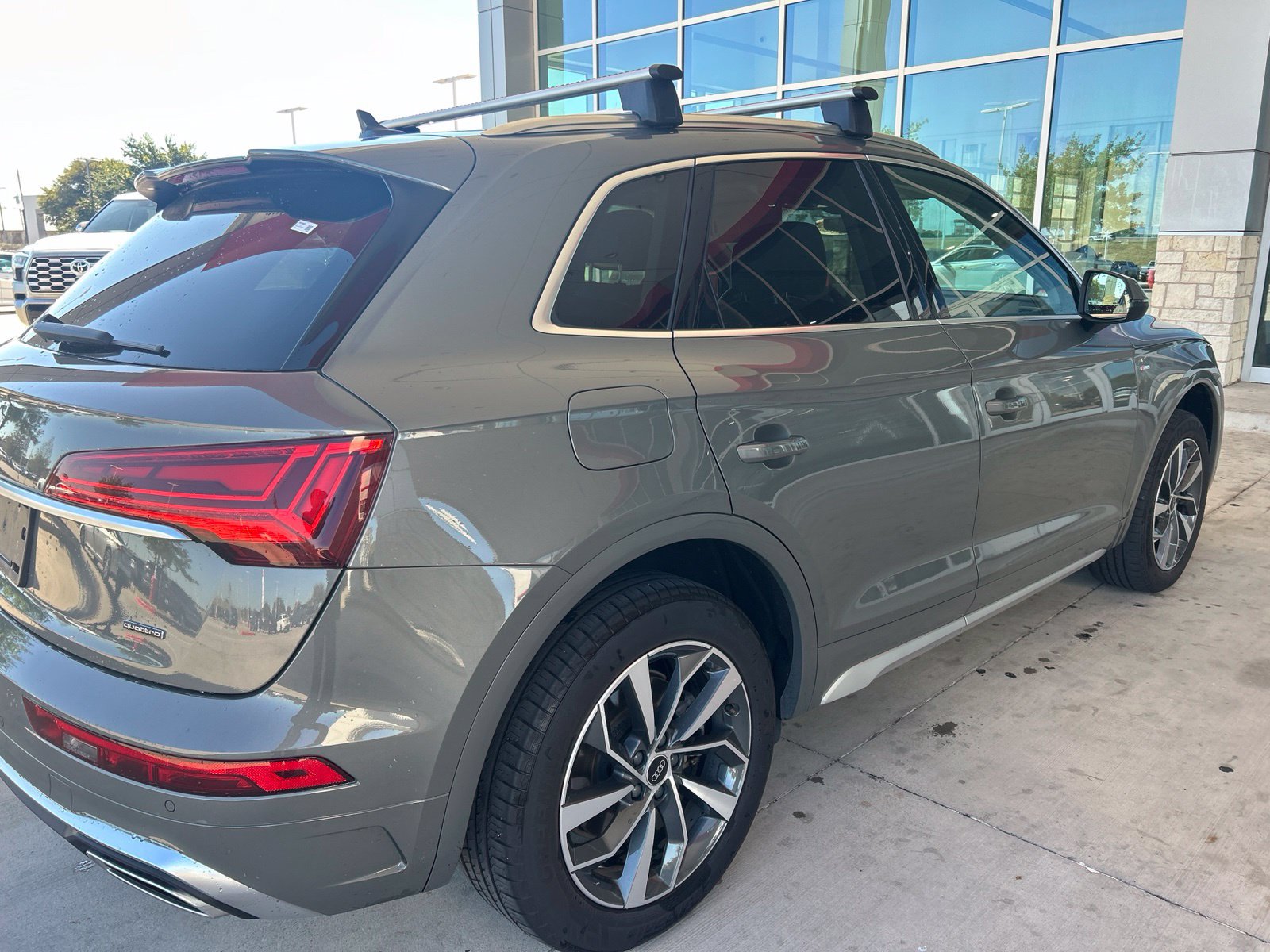 Used 2024 Audi Q5 2.0T Premium Plus AWD/4WD image 10