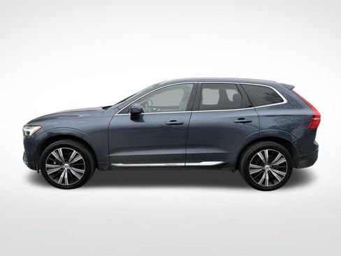 Used 2023 Volvo XC60 B5 Plus w/ Climate Package image 2