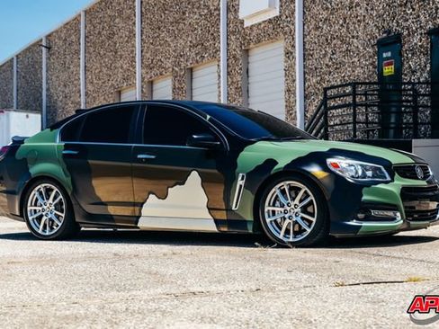 Used 2015 Chevrolet SS RWD image 54