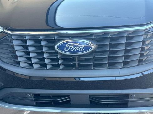 Used 2025 Ford Escape Active w/ Tech Pack #1 AWD/4WD image 9