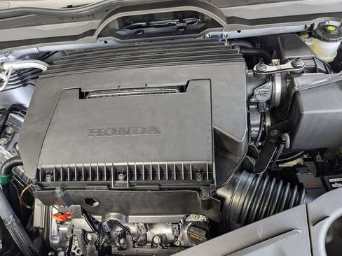 New 2026 Honda Pilot Touring image 8