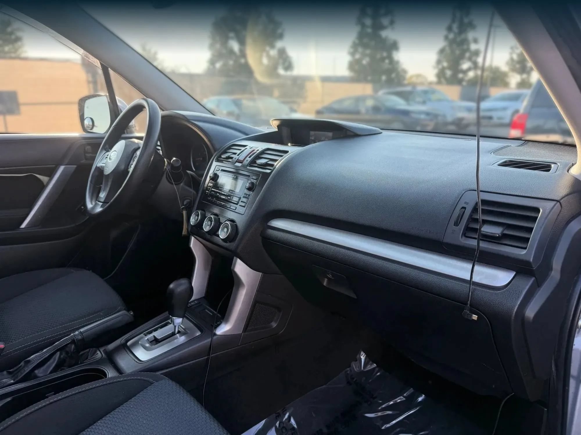 Used 2014 Subaru Forester 2.5i Premium w/ Popular Package #2 AWD/4WD image 19