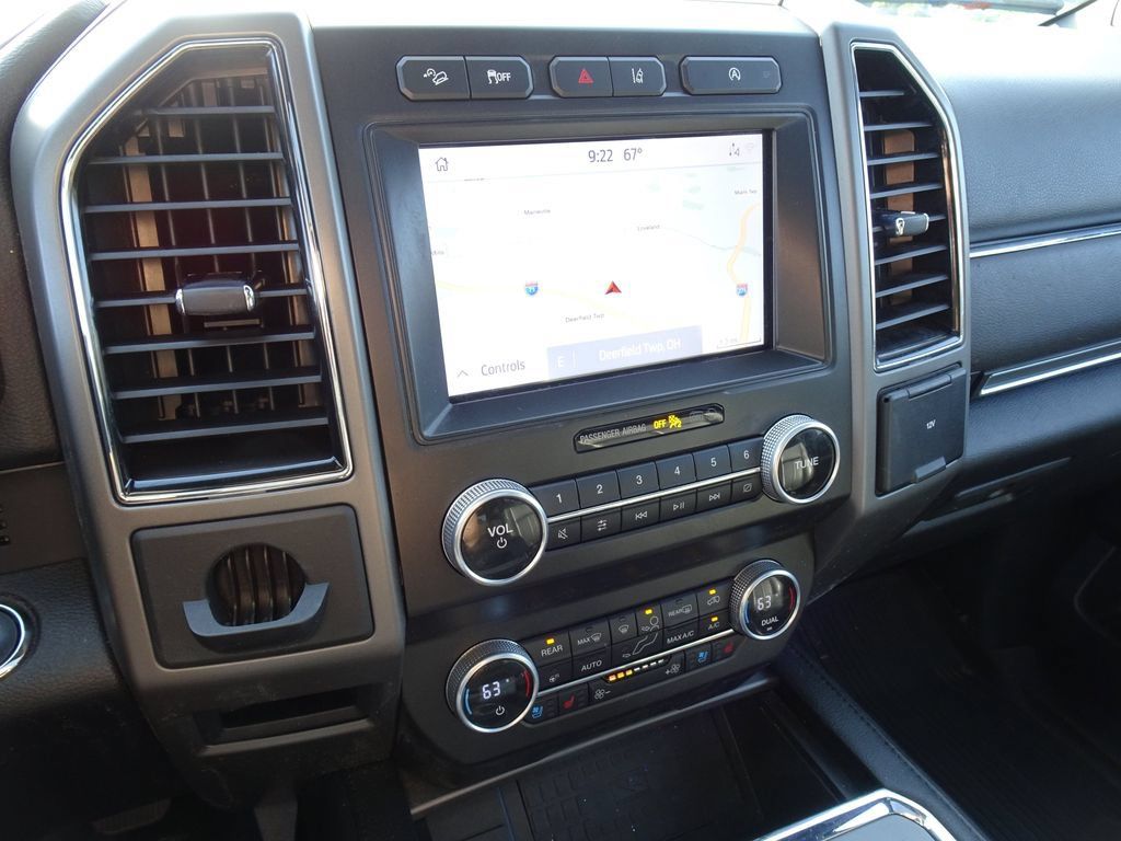 Used 2021 Ford Expedition XLT AWD/4WD image 20