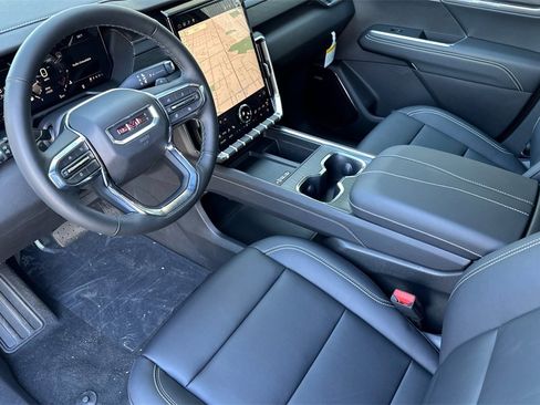 New 2025 GMC Acadia Elevation w/ Elevation Premium Package image 8