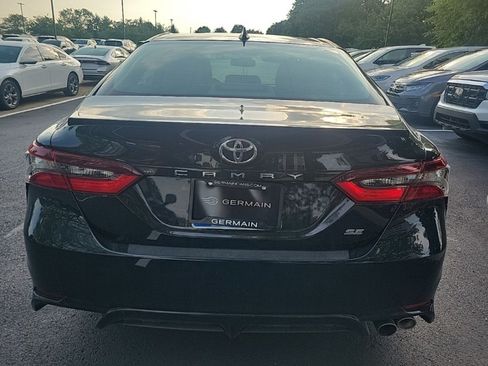 Used 2023 Toyota Camry SE w/ Convenience Package FWD image 7